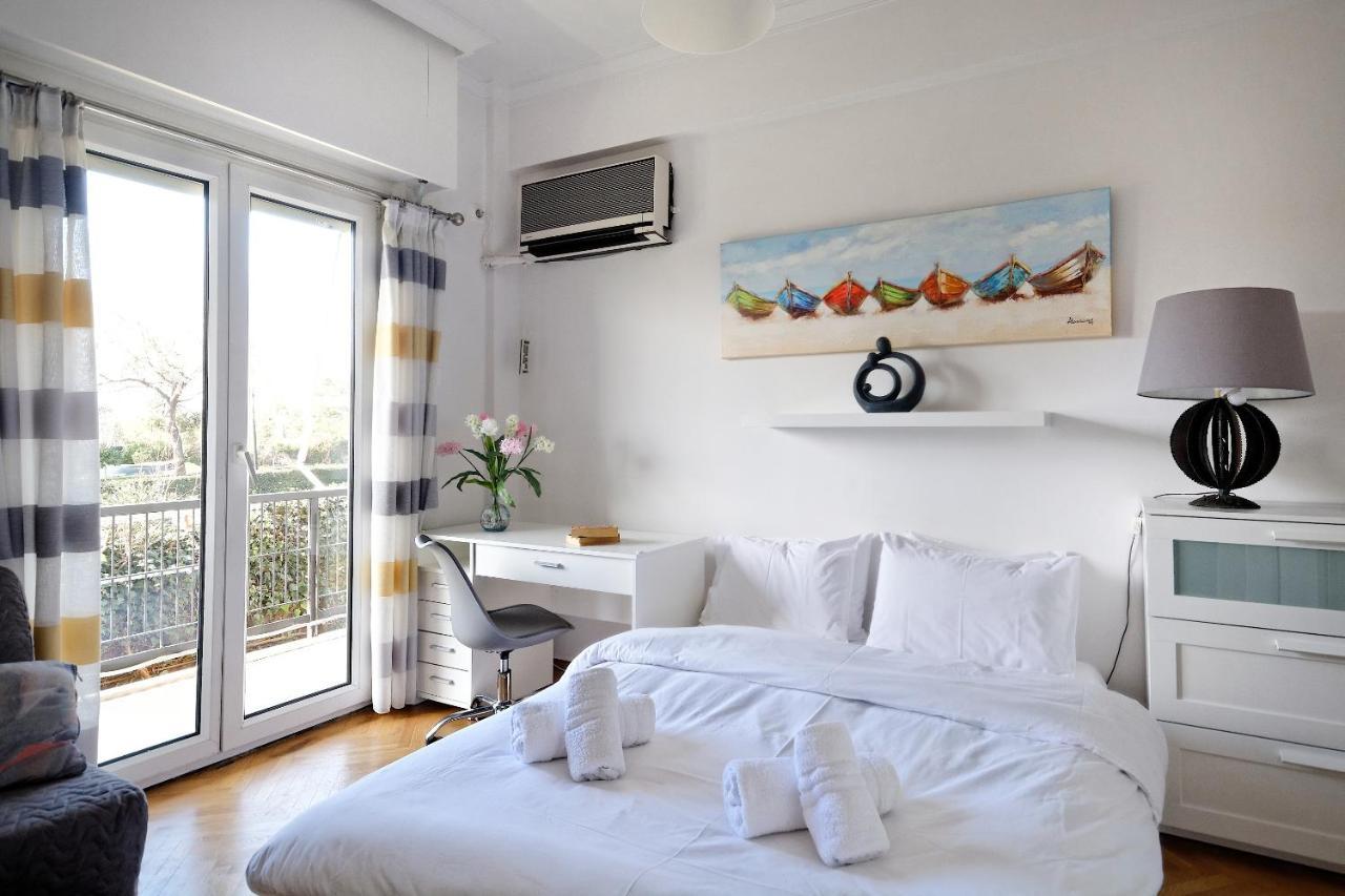 Glyfada Breeze Apartments アテネ エクステリア 写真