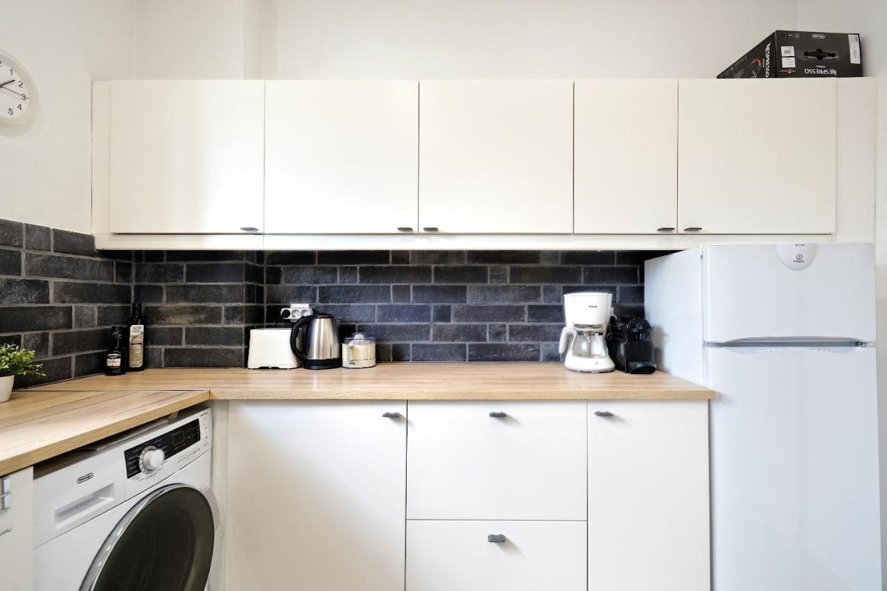 Glyfada Breeze Apartments アテネ エクステリア 写真